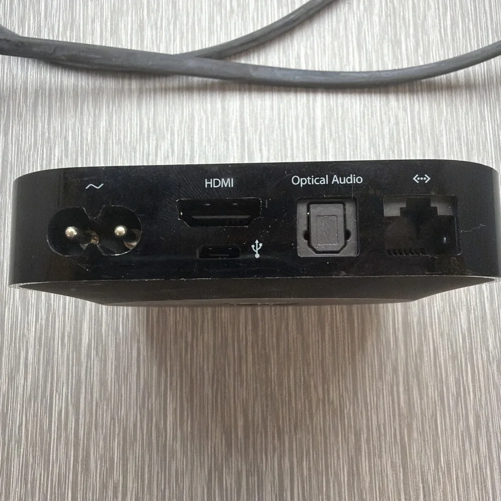Apple TV 3rd Generation A1469‎ HD Media Streamer HDMI Ethernet Optical Audio